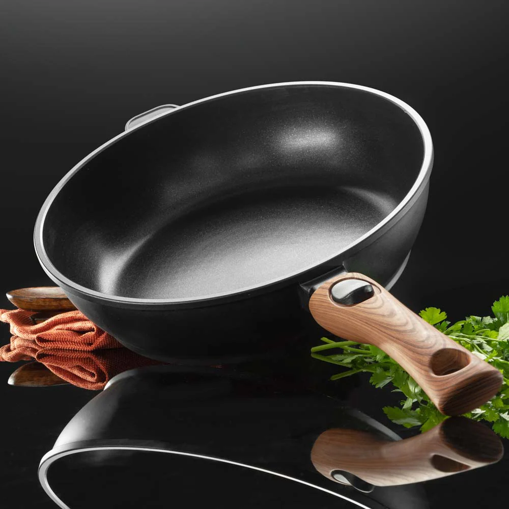 Diamond Earth® 28cm Deep Pan with detachable handle - Image 8