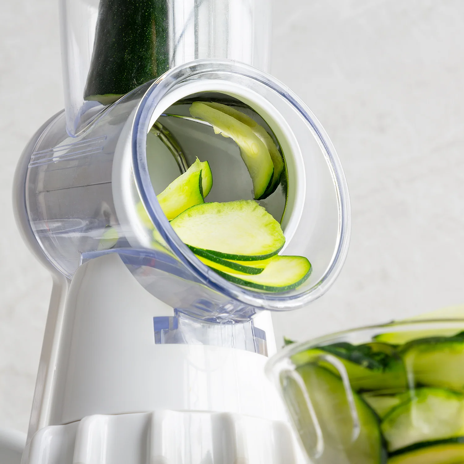 Kleva Sumo Slicer® 3-in-1 Vegetable Slicer, Grater & Shredder - Image 9