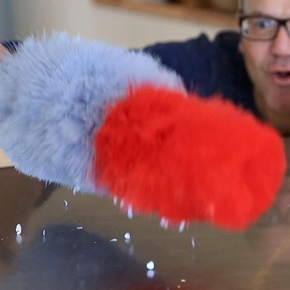 Kleva Miracle Magnetic Duster® Attracts Dust Like A Magnet! + 2 Meter Long Extension Pole - Image 2